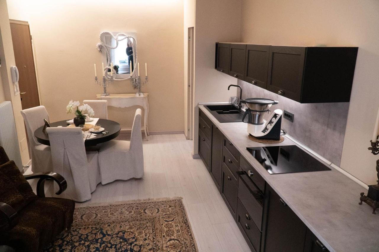 Apartment Beauty Intimate, Quiet And *